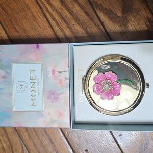 Monet Compact Double Mirror Gold Tone Pink And Crystal Flower